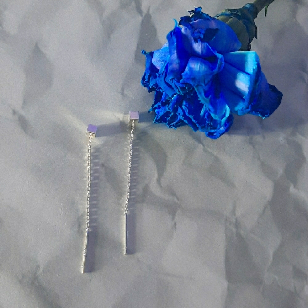 Silver cube thread through earrings